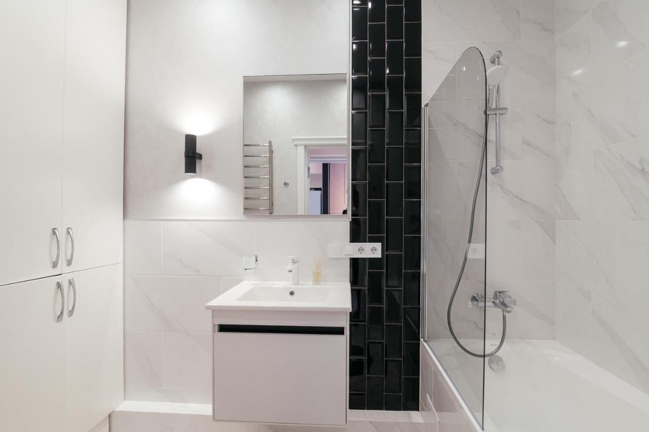 Pearl Premium Apartments 5 Киев Екстериор снимка