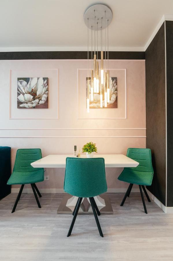 Pearl Premium Apartments 5 Киев Екстериор снимка